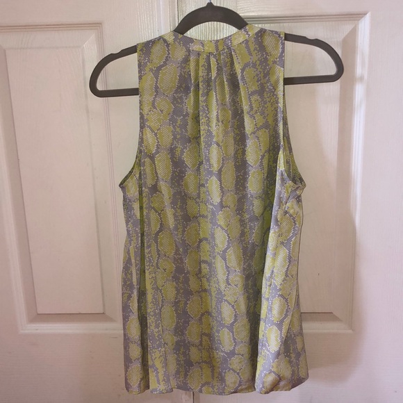 Joie sleeveless Python print blouse. EUC. - Picture 4 of 6